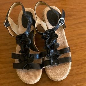 Bjorndal  cork wedge 3” sandals; 8M; Floral black preowned